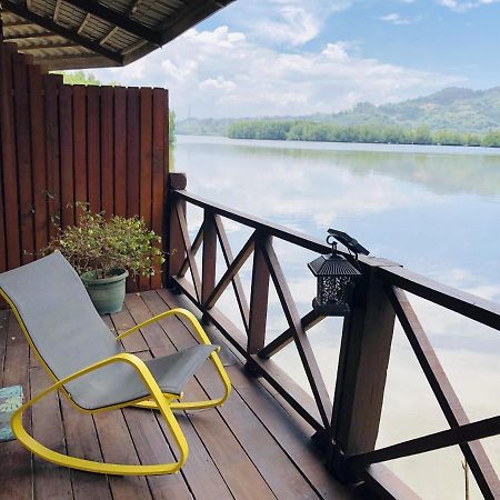 Gayang Friendly Water House Homestay كوتا كينابالو المظهر الخارجي الصورة